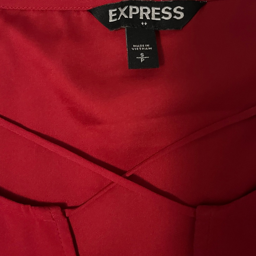 Red Express blouse❤️ - Picture 4 of 5